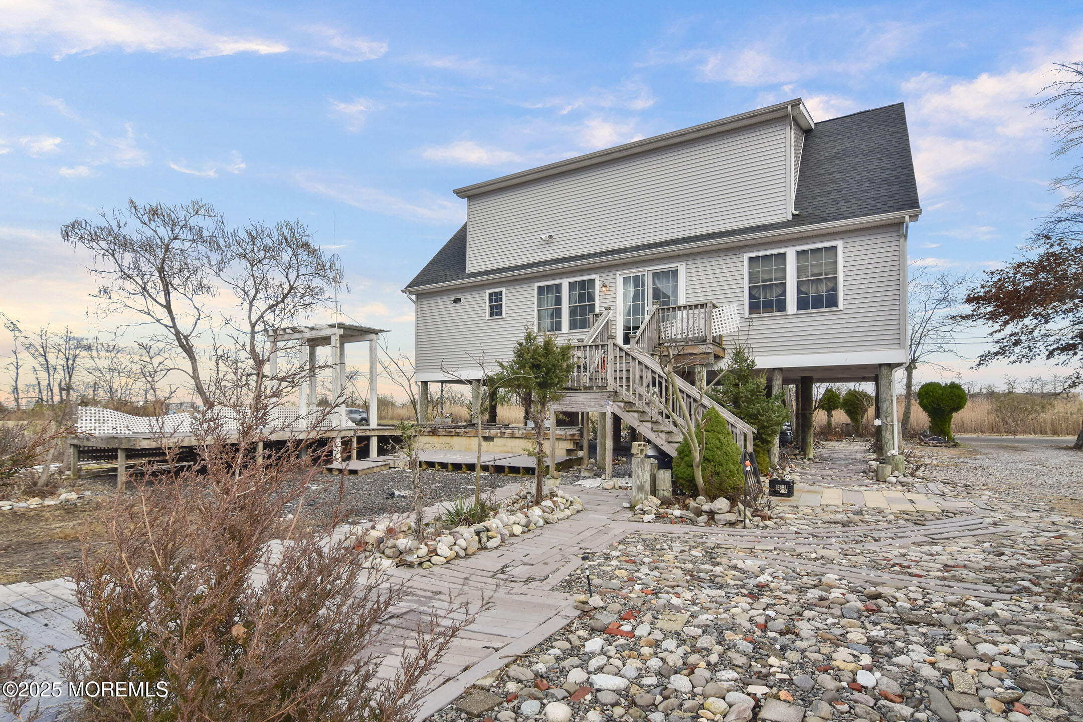636 Main Street Belford, NJ 07718 - Photo 27 of 39 DSC_0206