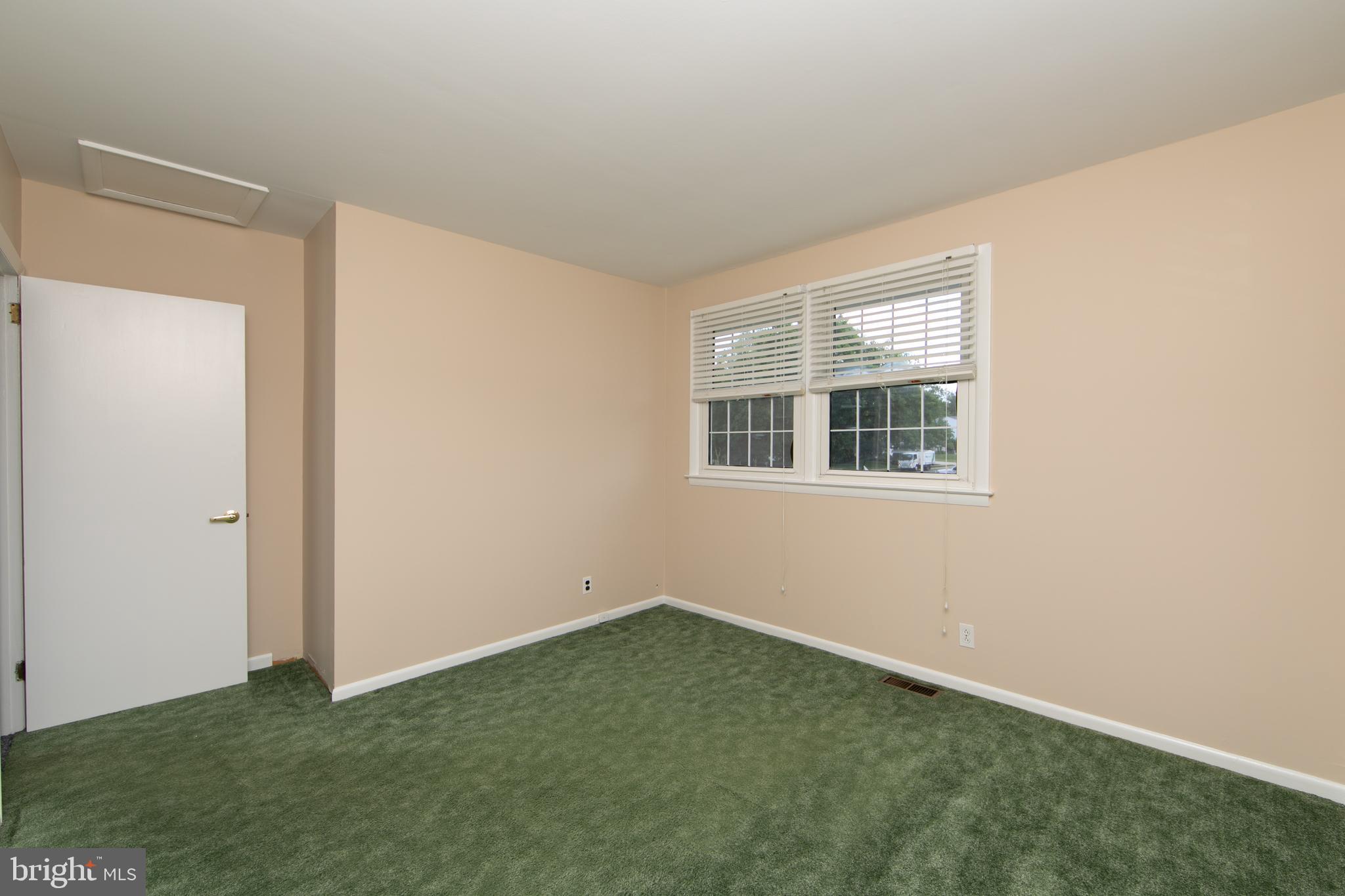 809 Charleston Road Mount Laurel, NJ 08054 - Photo 22 of 39 2nd bedroom