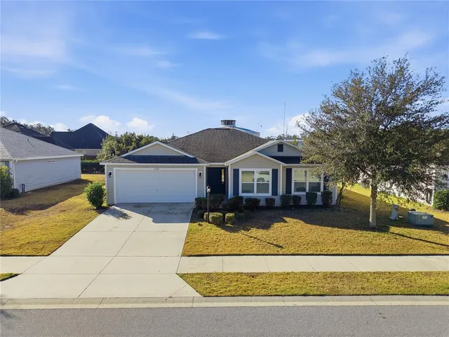 $2,100 | 11190 Hess Way, Oxford, FL 34484