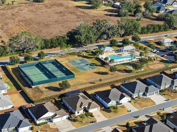 a view of yard from terrace