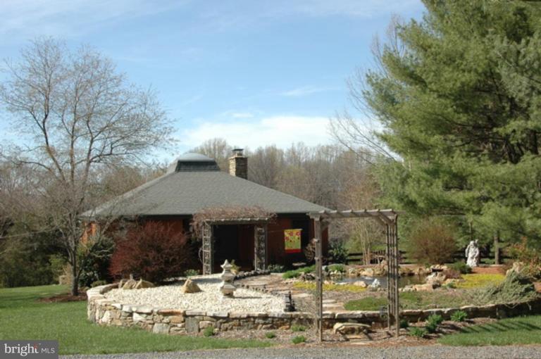 559 View Town Road Amissville, VA 20106 - Photo 24 of 28 Japanese Garden and House