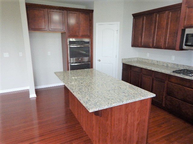 648 Ridgeview Lane Sugar Grove, IL 60554 - Photo 11 of 24