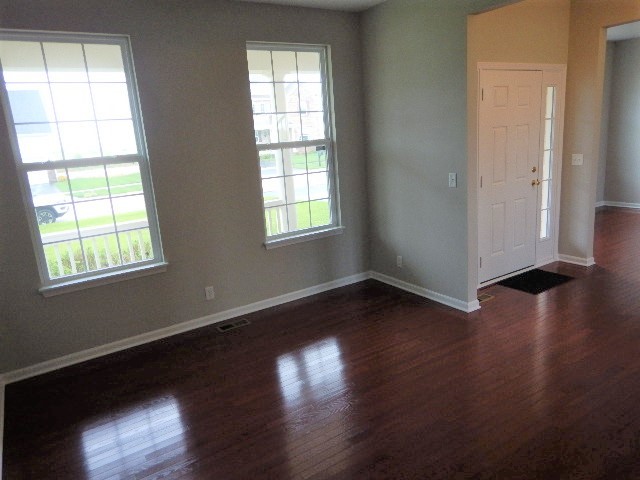 648 Ridgeview Lane Sugar Grove, IL 60554 - Photo 5 of 24