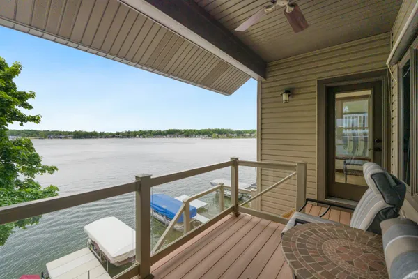 $1,225,000 | 900 Ln 105 Lake James, Angola, IN 46703