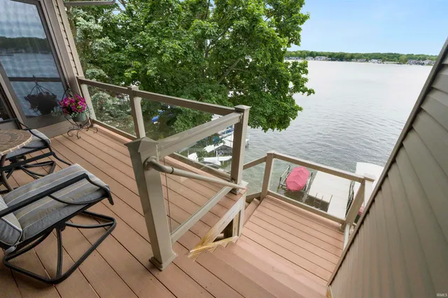 $1,299,900 | 900 Ln 105 Lake James, Angola, IN 46703