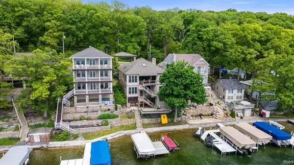 $1,225,000 | 900 Ln 105 Lake James, Angola, IN 46703