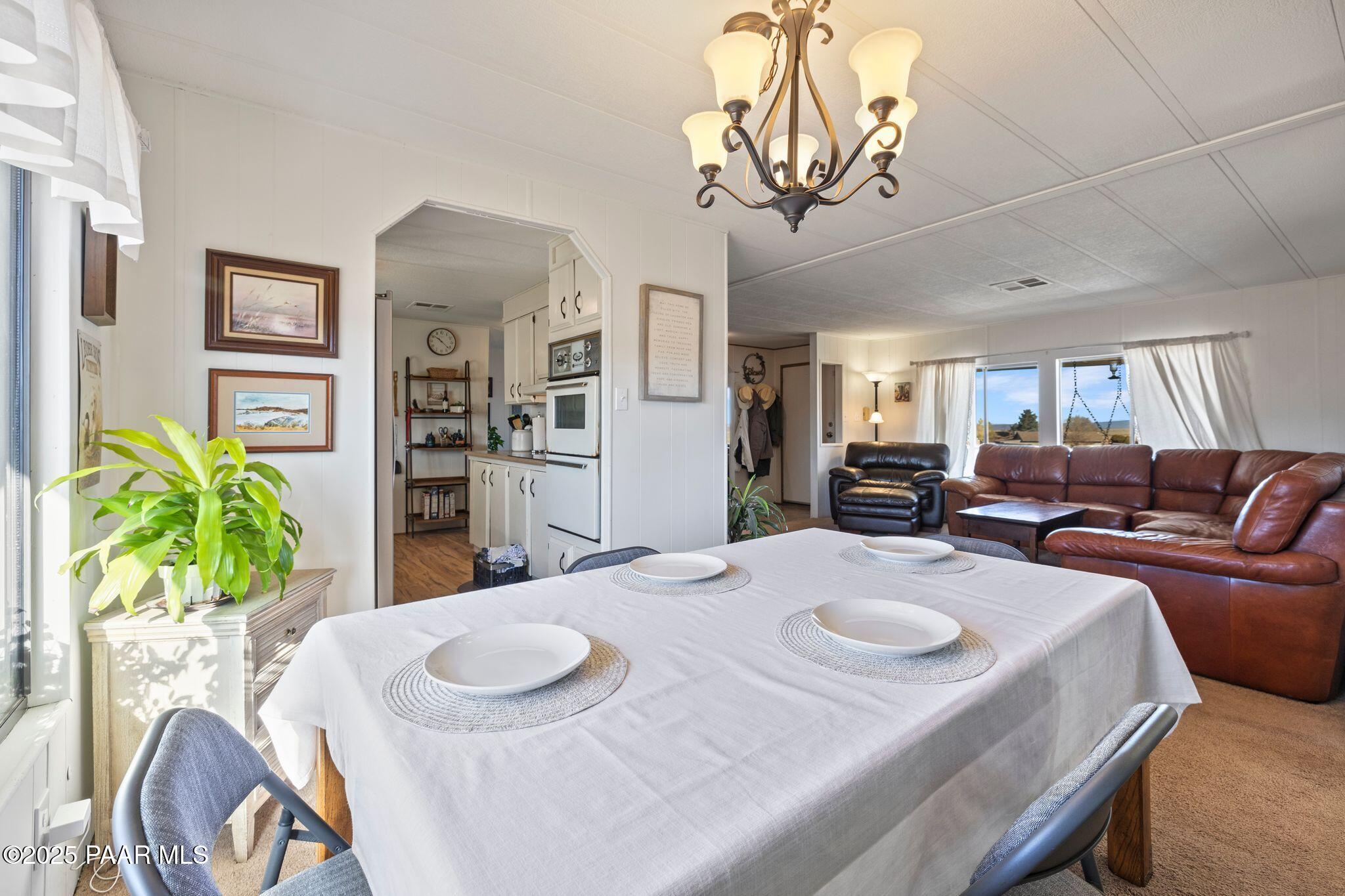 200 South Mountain View Road Chino Valley, AZ 86323 - Photo 12 of 49 011-Dining Room