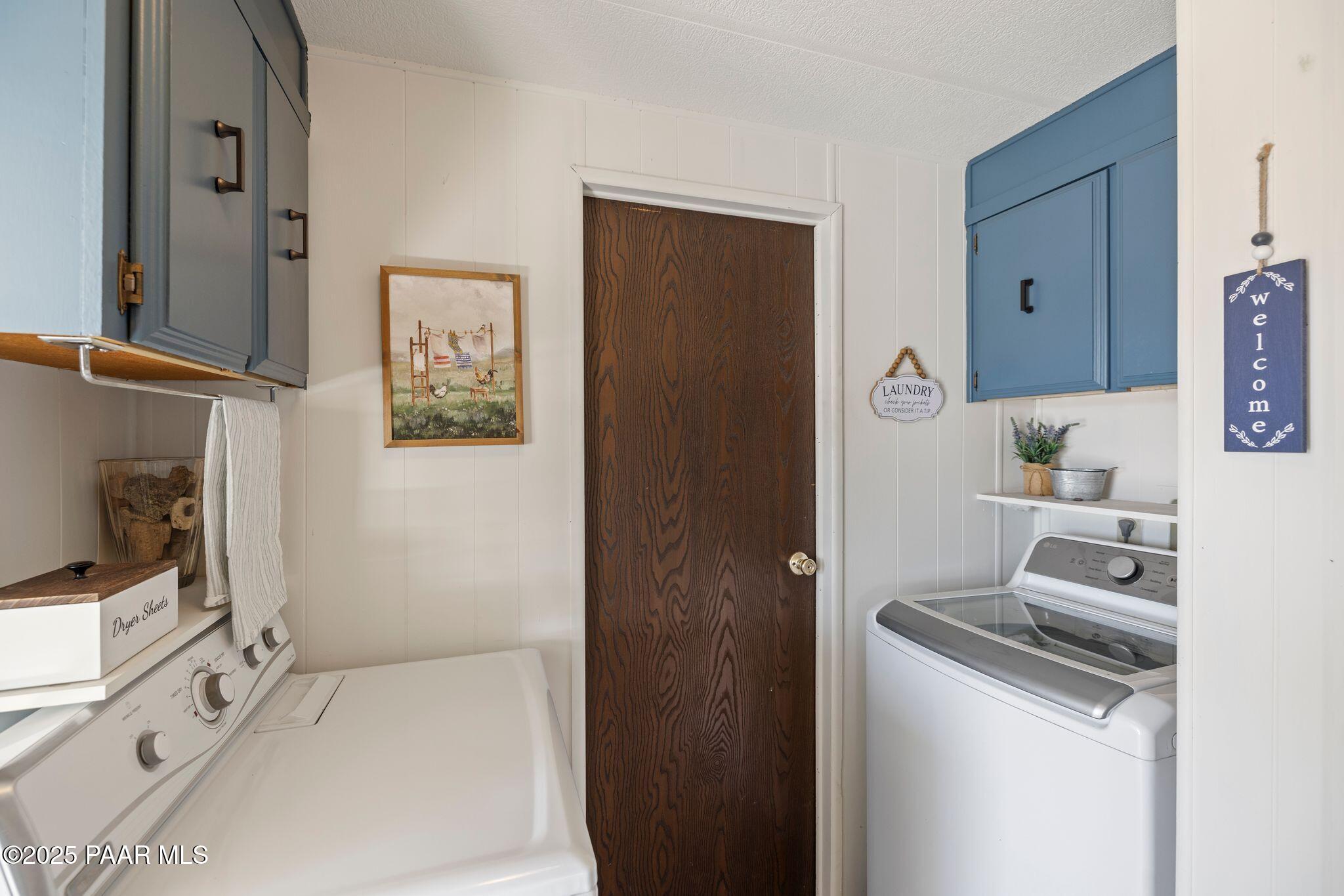 200 South Mountain View Road Chino Valley, AZ 86323 - Photo 24 of 49 029-Laundry