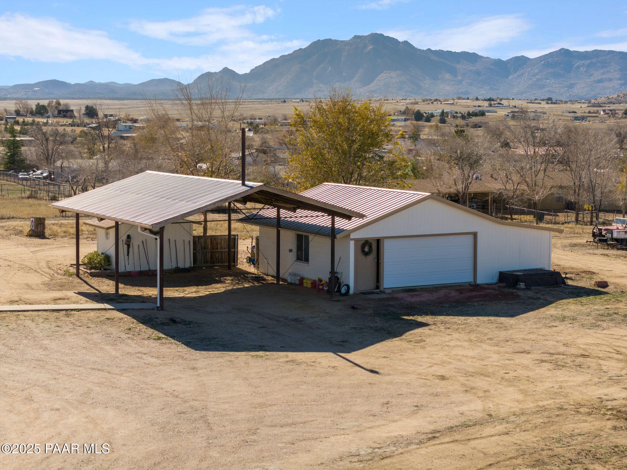 200 South Mountain View Road Chino Valley, AZ 86323 - Photo 36 of 49 garage