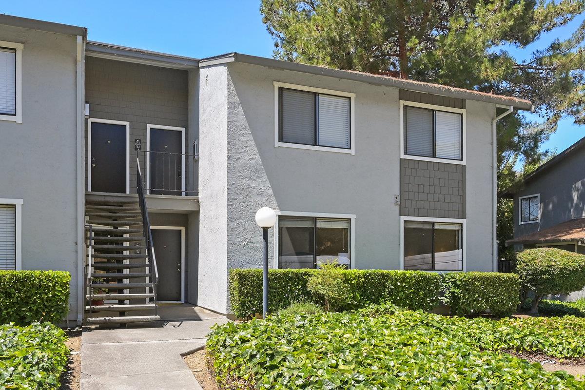 900 Cambridge Drive, Unit 181 Benicia, CA 94510 - Photo 2 of 38 front view of a house