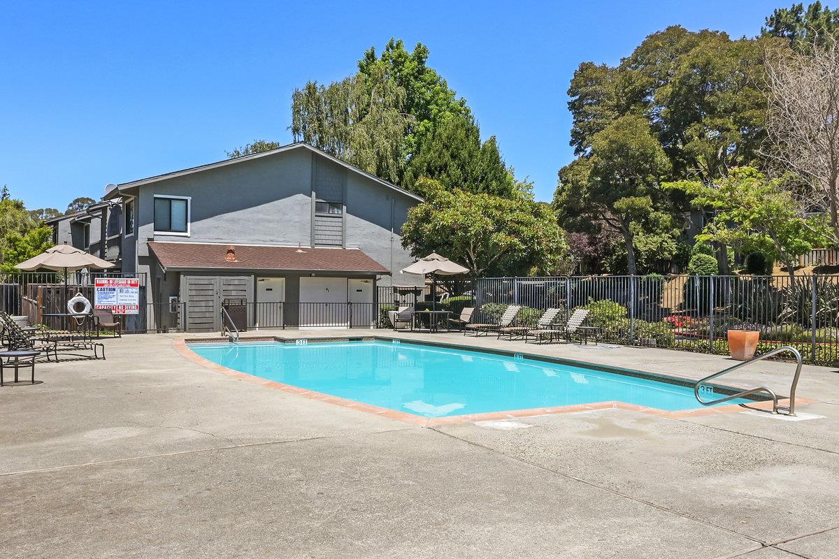900 Cambridge Drive, Unit 181 Benicia, CA 94510 - Photo 36 of 38 a view of a house with swimming pool and sitting area
