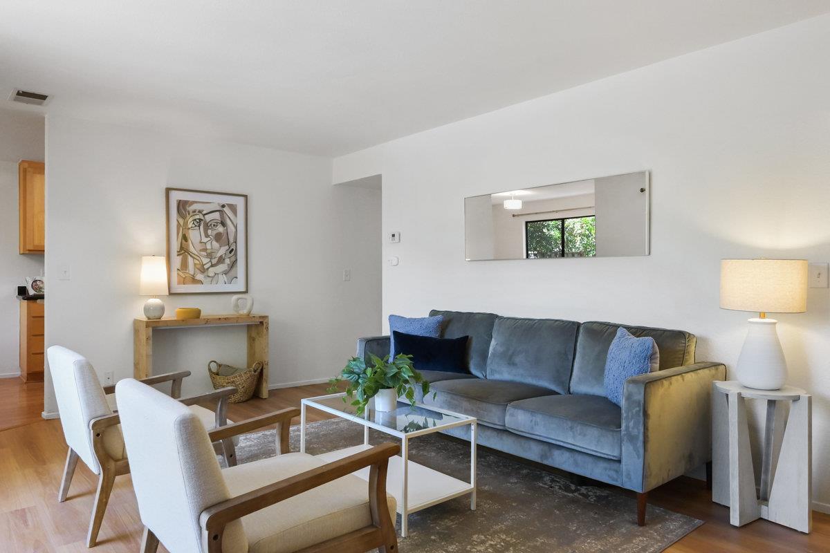900 Cambridge Drive, Unit 181 Benicia, CA 94510 - Photo 5 of 38 a living room with furniture and a couch
