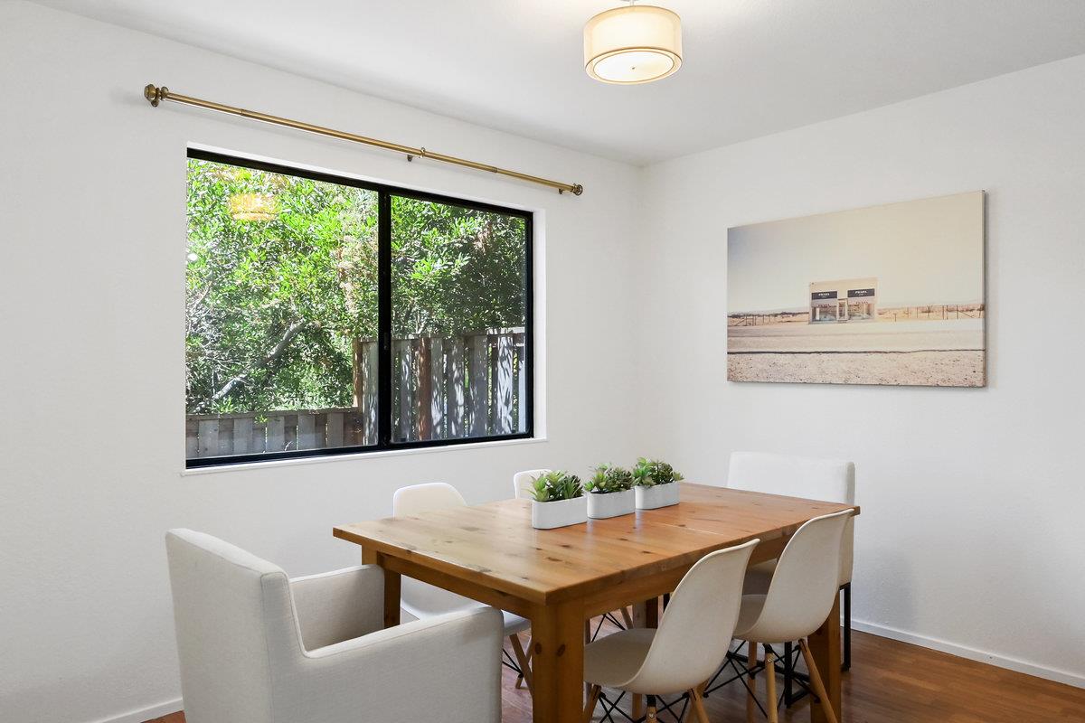 900 Cambridge Drive, Unit 181 Benicia, CA 94510 - Photo 7 of 38 a view of a dining room with furniture and window