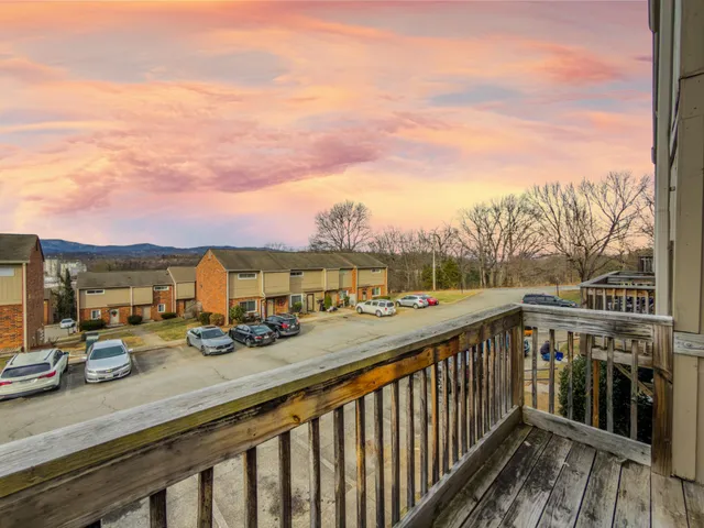$1,200 | 5157 Overland Drive, Unit A, Roanoke, VA 24018