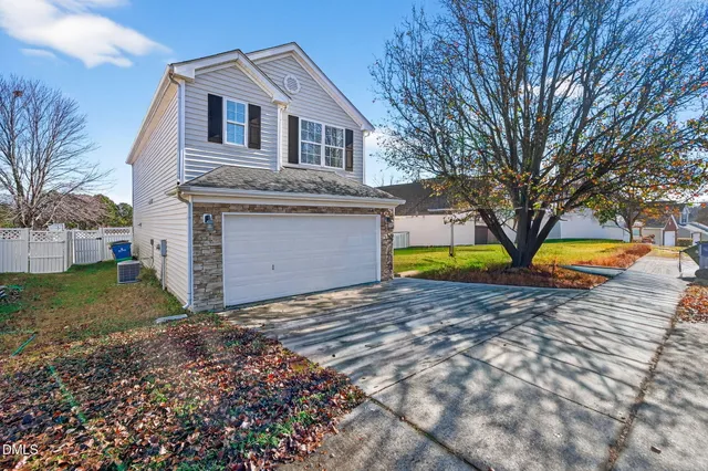 a house view with a outdoor space