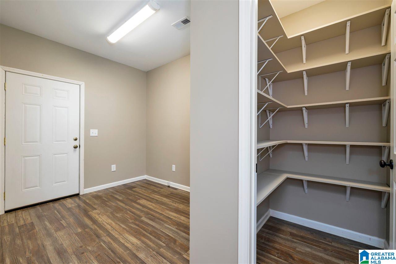 5166 Eastern Valley Road Bessemer, AL 35022 - Photo 13 of 25 Gallery Image 13