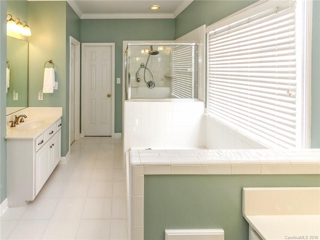 362 Gringley Hill Road, Unit 14 Fort Mill, SC 29708 - Photo 14 of 24