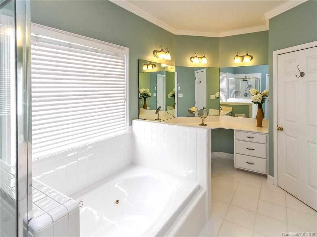 362 Gringley Hill Road, Unit 14 Fort Mill, SC 29708 - Photo 15 of 24