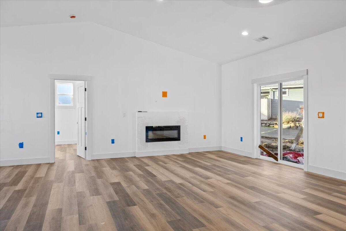 260 Autumn Ridge Road Talent, OR 97540 - Photo 5 of 18 10-CI_2897