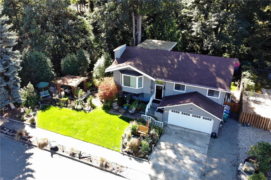 2831 Whitworth Avenue South Renton, WA 98055 - Photo 39 of 40 an aerial view of a house with a yard basket ball court and outdoor seating