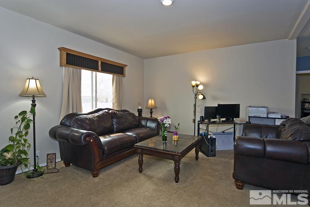 4005 Goldfinch Drive Reno, NV 89508 - Photo 7 of 32 Photo 7