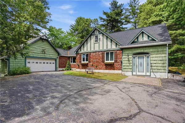 $775,000 | 42 Georgiana Drive, Cumberland, RI 02864