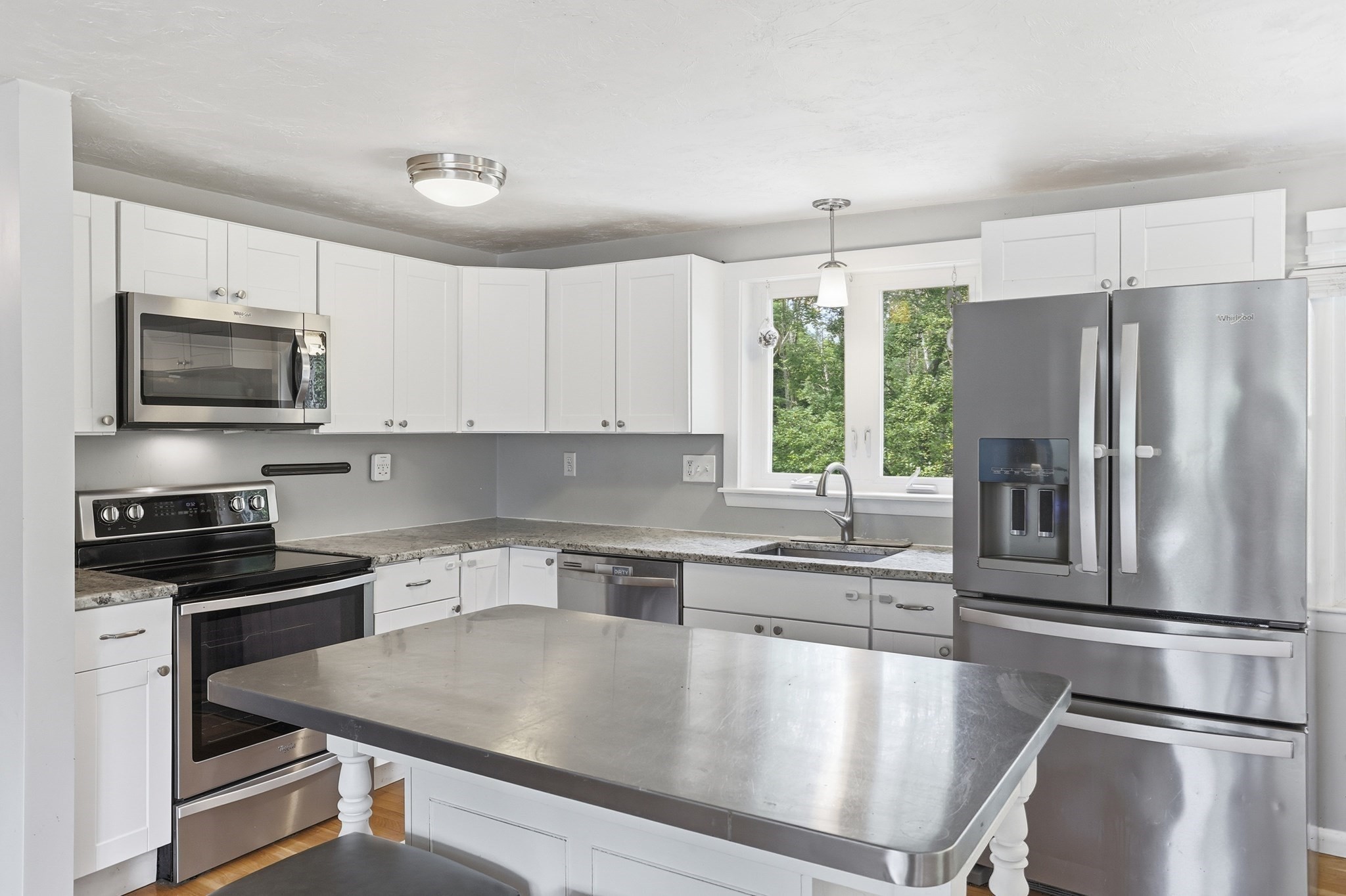38 Peter Road North Reading, MA 01864 - Photo 8 of 42 Gallery Image 8