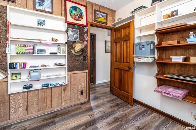 $135,000 | 207 West Sylvester Avenue, Christopher, IL 62822