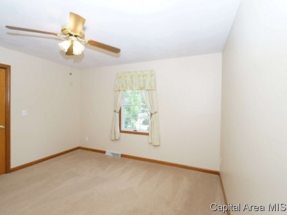 816 Wythe Road Springfield, IL 62702 - Photo 13 of 22
