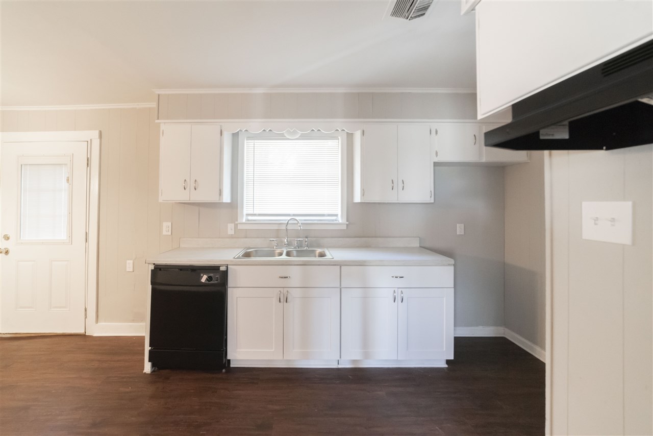 3109 Christine Road Memphis, TN 38118 - Photo 7 of 15
