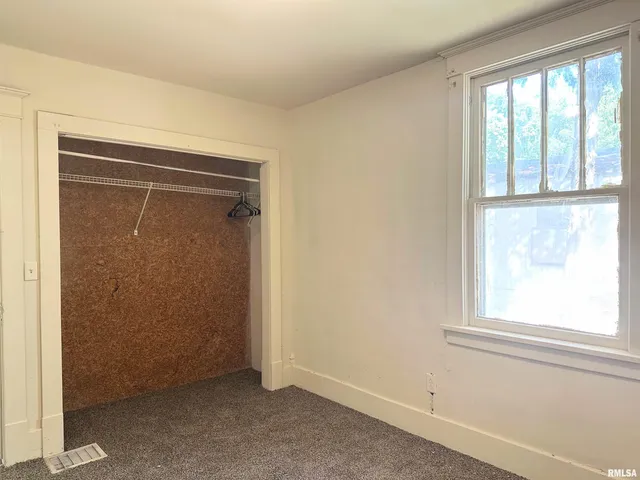 $54,900 | 313 Castleton Avenue, Mount Vernon, IL 62864