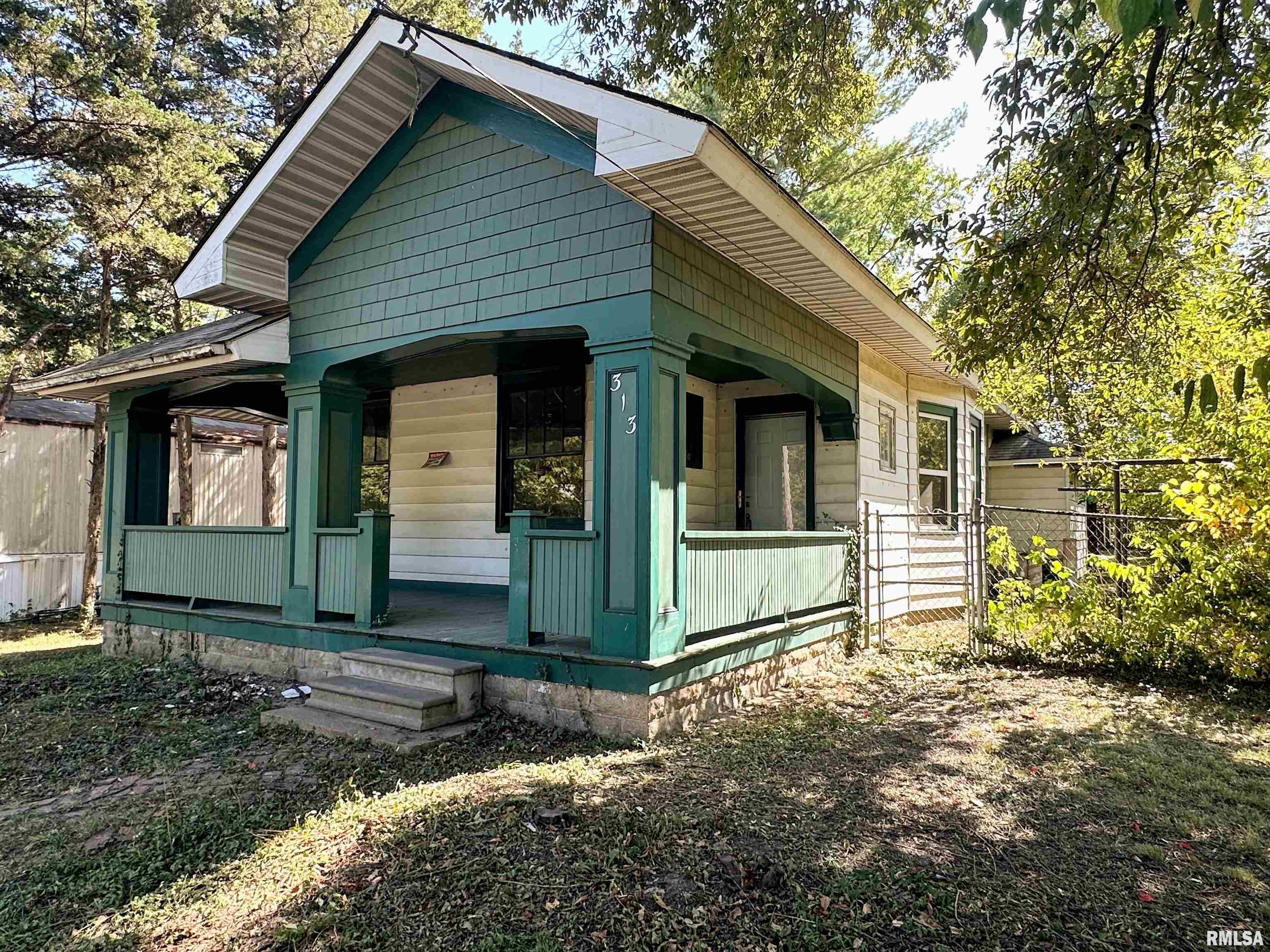 313 Castleton Avenue Mount Vernon, IL 62864 - Photo 28 of 38