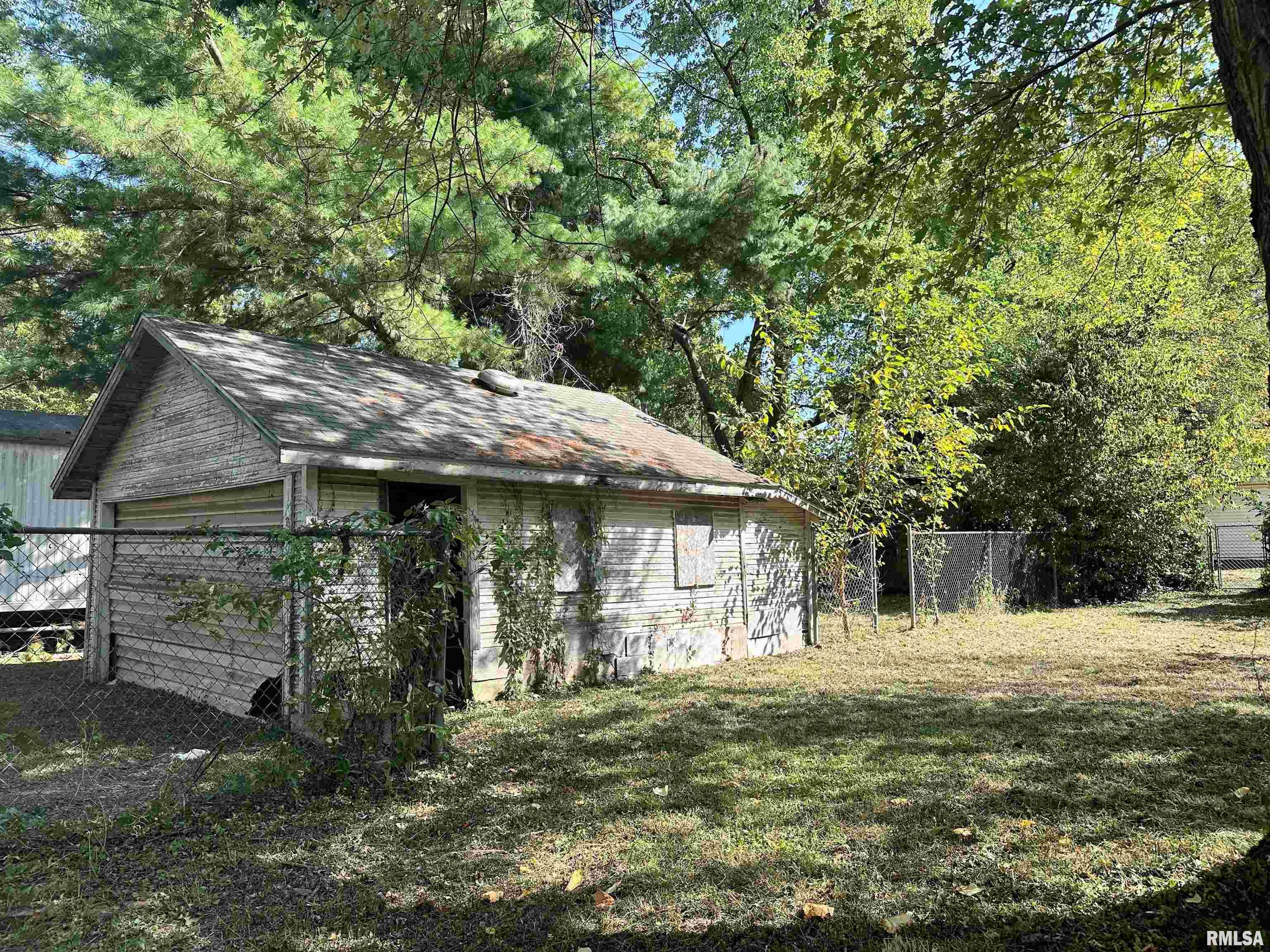 313 Castleton Avenue Mount Vernon, IL 62864 - Photo 34 of 38