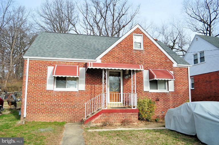 6106 Addison Road Capitol Heights, MD 20743 - Photo 15 of 25 all brick cape cod