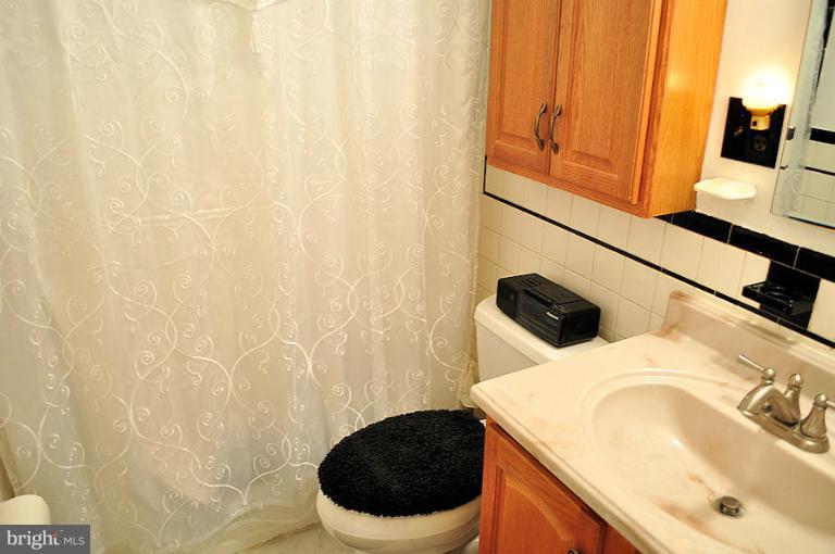 6106 Addison Road Capitol Heights, MD 20743 - Photo 22 of 25 main level bath 5x5
