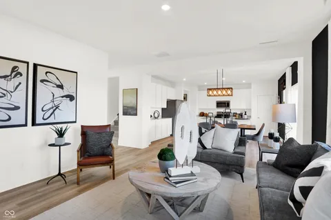 $383,685 | 1534 Pine Circle, Franklin, IN 46131