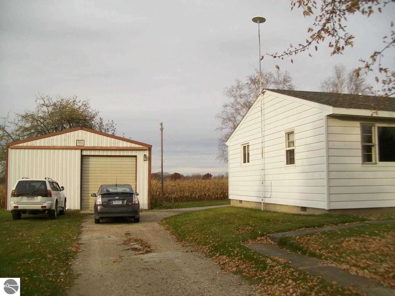 8550 West Monroe Road Elwell, MI 48832 - Photo 2 of 12 1792246-1.JPG