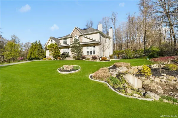 $1,159,900 | 16 Lori Lane, Chester, NY 10918