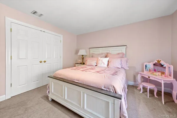 $1,159,900 | 16 Lori Lane, Chester, NY 10918