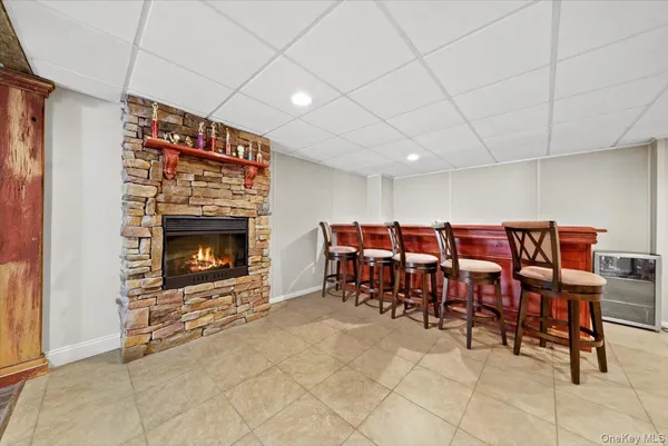 $1,159,900 | 16 Lori Lane, Chester, NY 10918