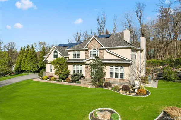 $1,159,900 | 16 Lori Lane, Chester, NY 10918
