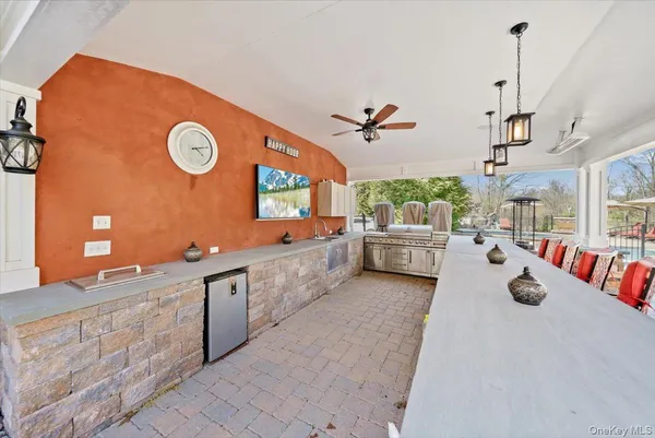 $1,159,900 | 16 Lori Lane, Chester, NY 10918