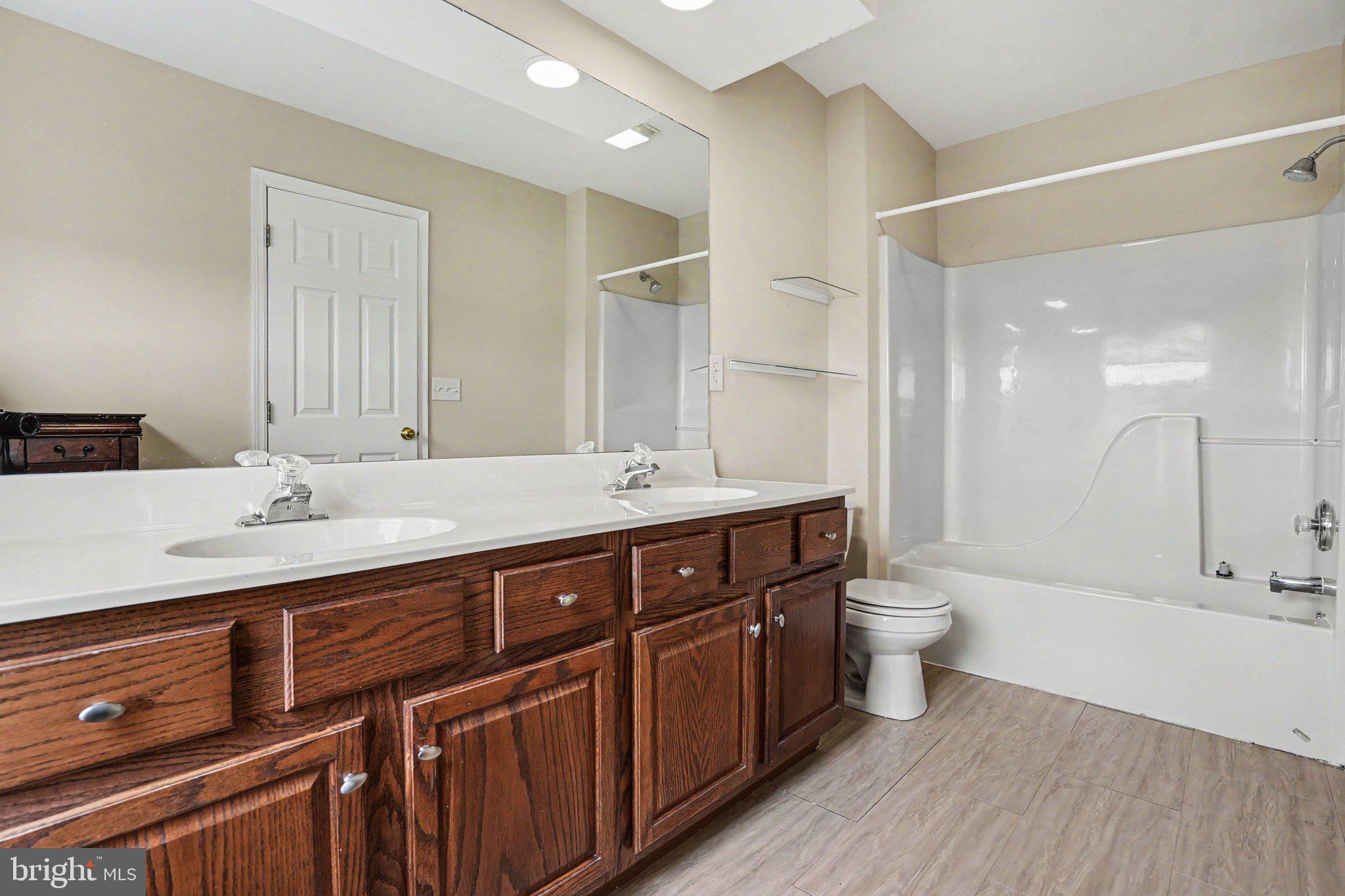 2252 Ionoff Road Harrisburg, PA 17110 - Photo 15 of 28