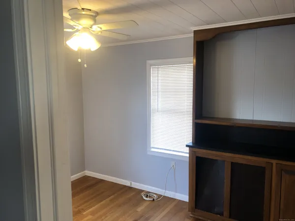 a view of empty room with window