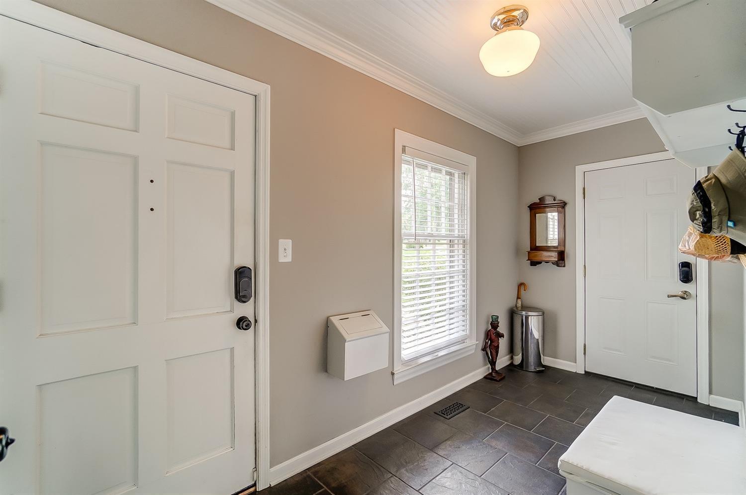 504 Curryer Road Middletown, OH 45042 - Photo 21 of 49 Gallery Image 21