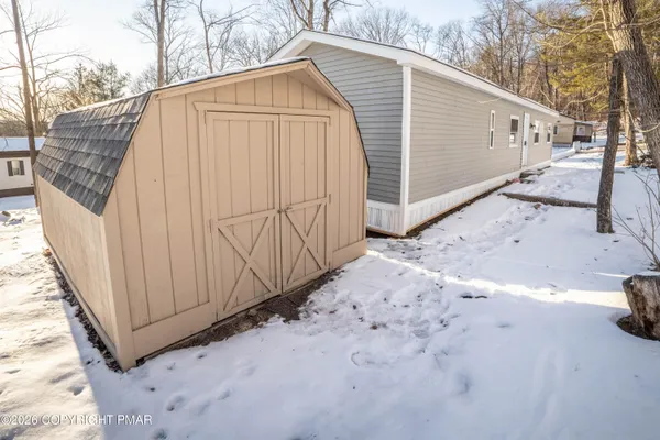 $72,800 | 128 Bartion Court, Bartonsville, PA 18321