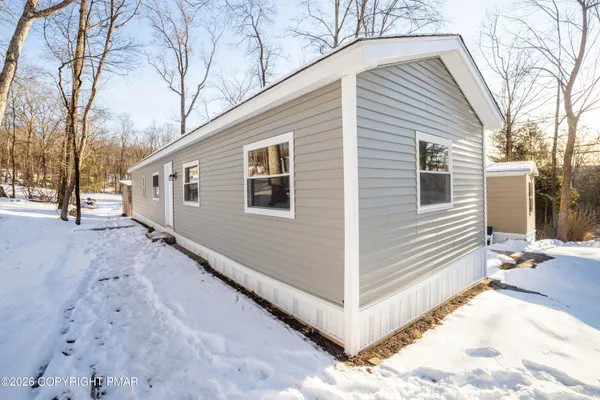 $72,800 | 128 Bartion Court, Bartonsville, PA 18321