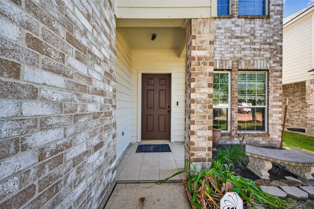 $299,999 | 18439 Alemarble Oak Street, Cypress, TX 77429