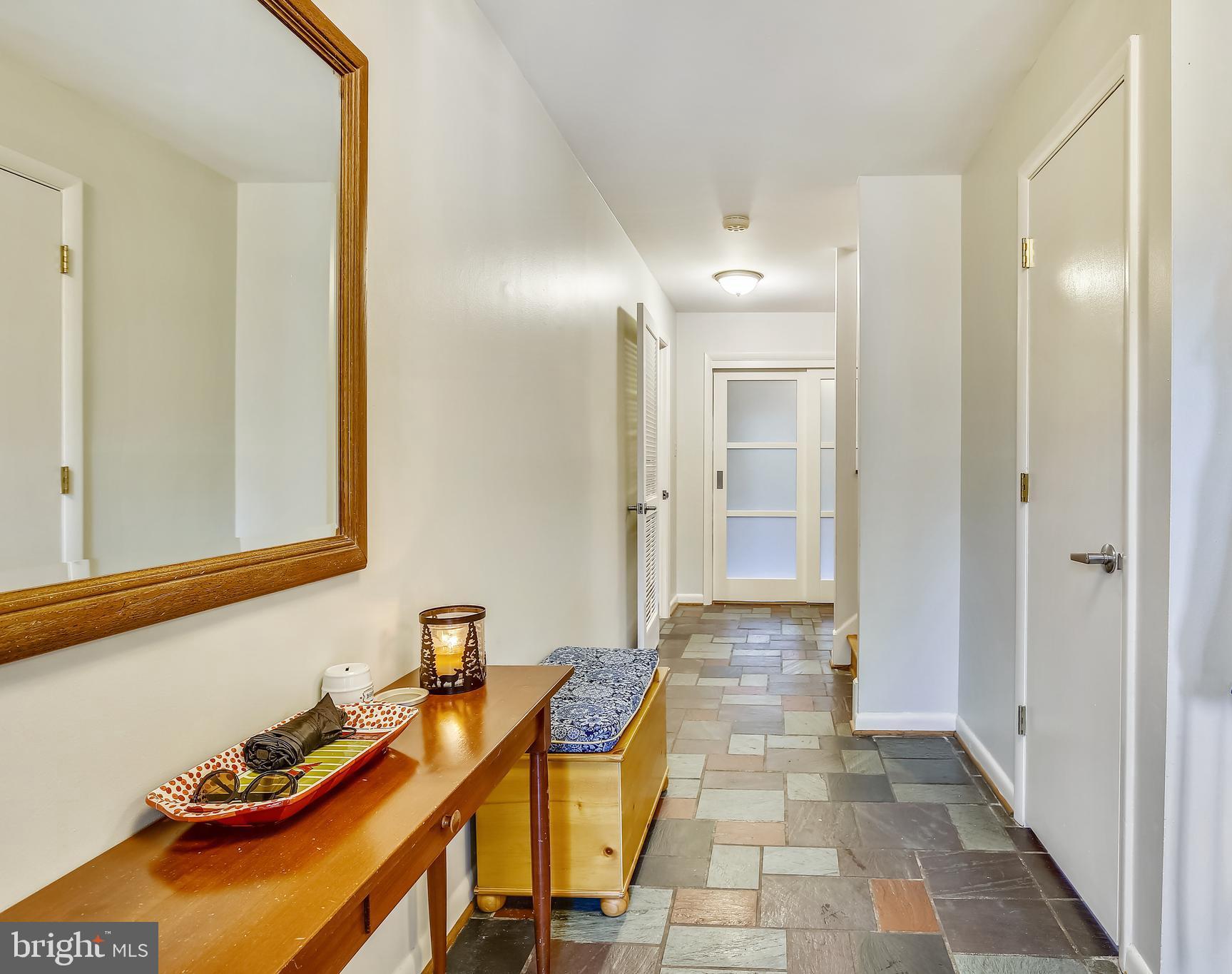 2130 Military Road Arlington, VA 22207 - Photo 21 of 31 Foyer