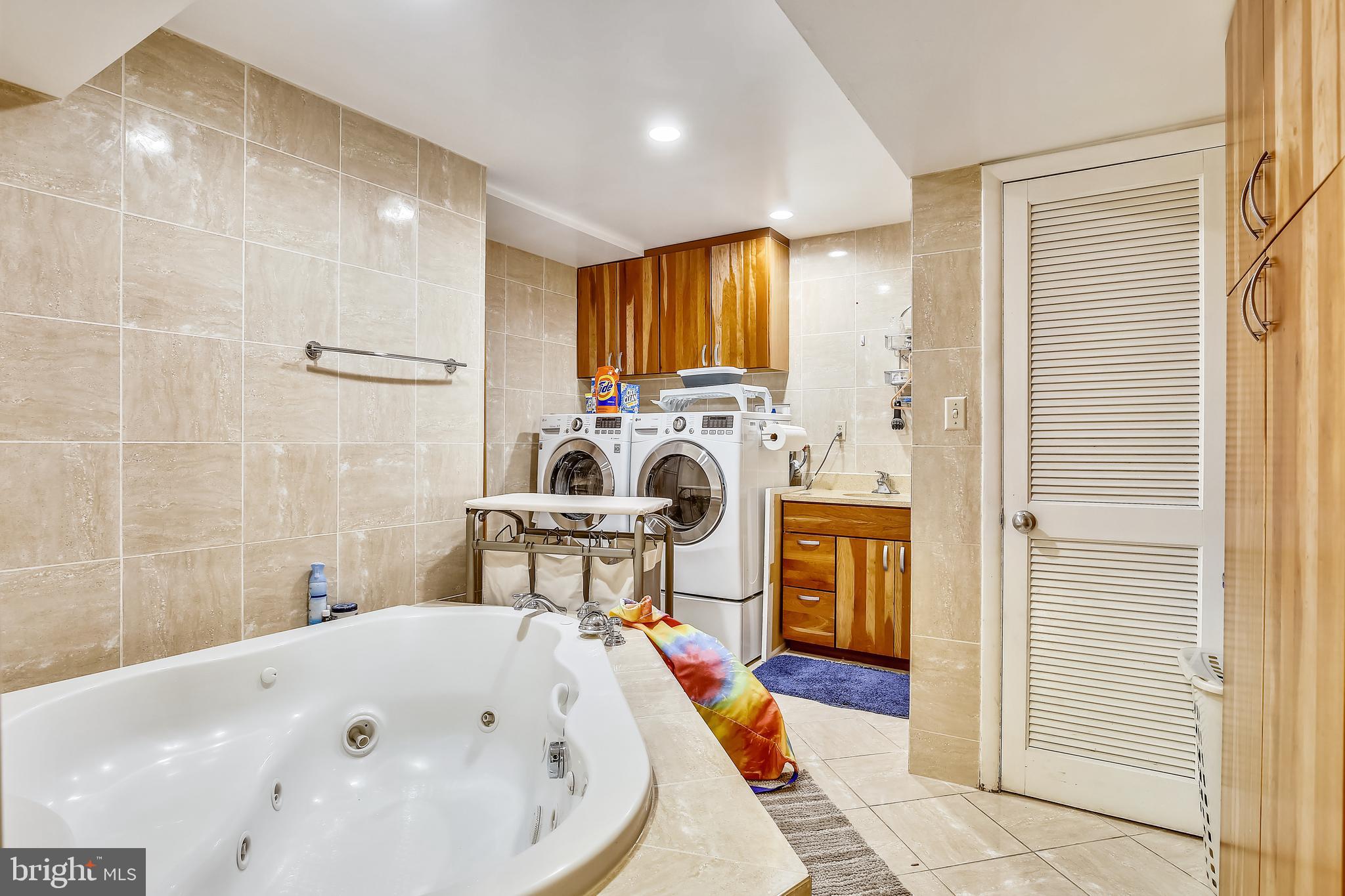 2130 Military Road Arlington, VA 22207 - Photo 22 of 31